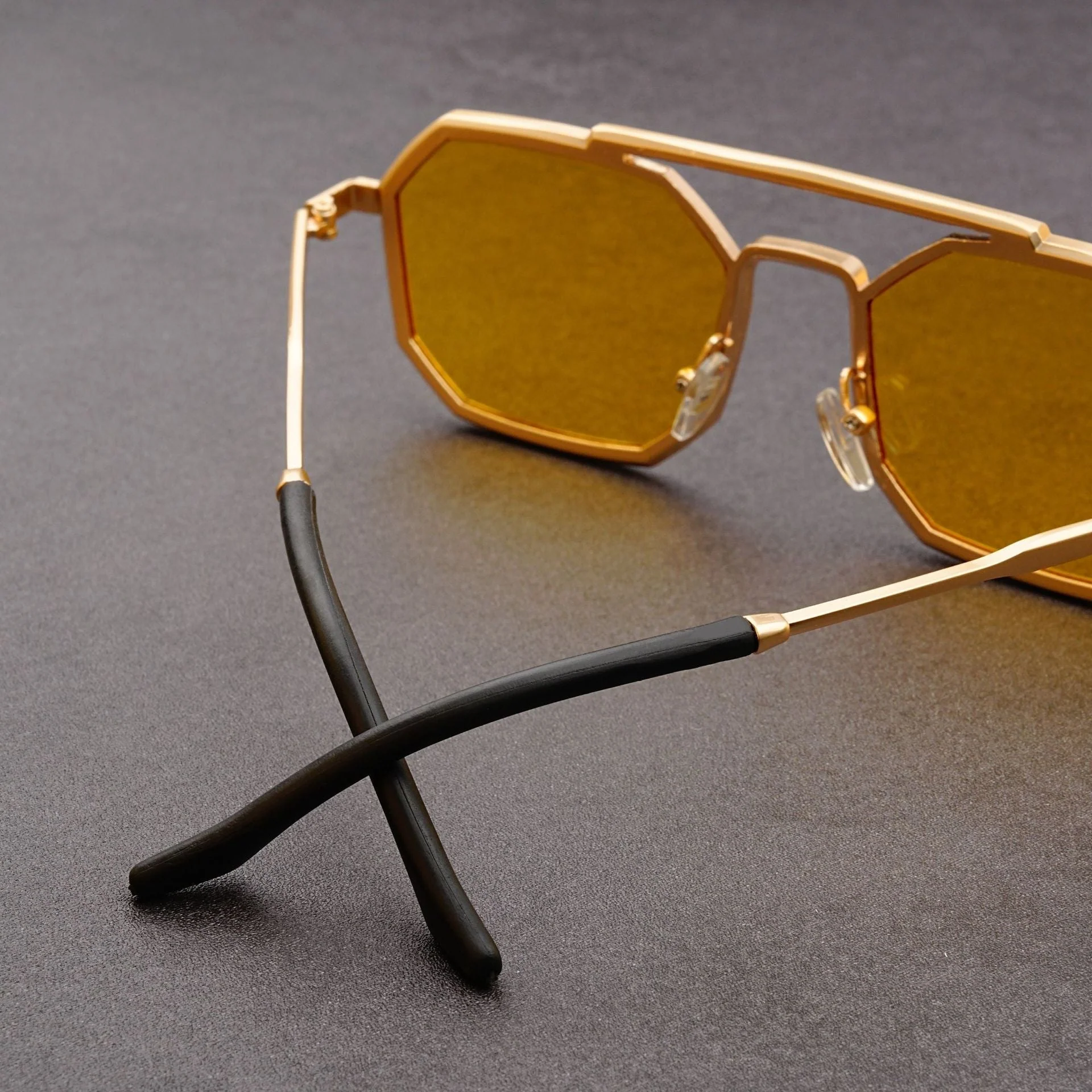 Lightweight men's sunglasses – timeless octagonal design, durable frame, for everyday use - Image 8