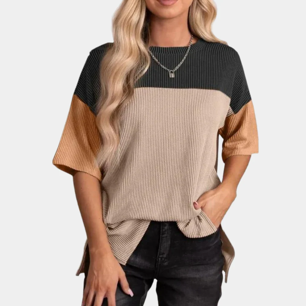 Lightweight & versatile women’s t-shirt – casual fit, cotton, for summer activities