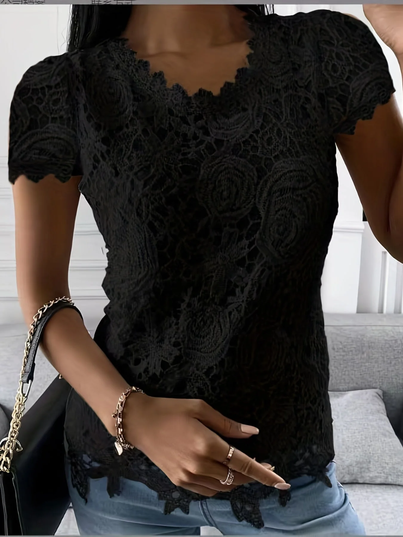 Lightweight women’s short sleeve t-shirt – elegant design, breathable fabric, for spring & summer - Image 4