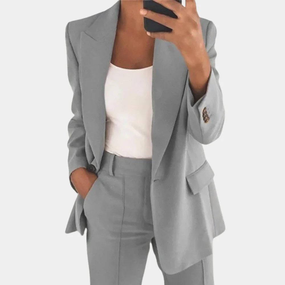 Lightweight women's blazer – modern fit, breathable fabric, for work or casual wear