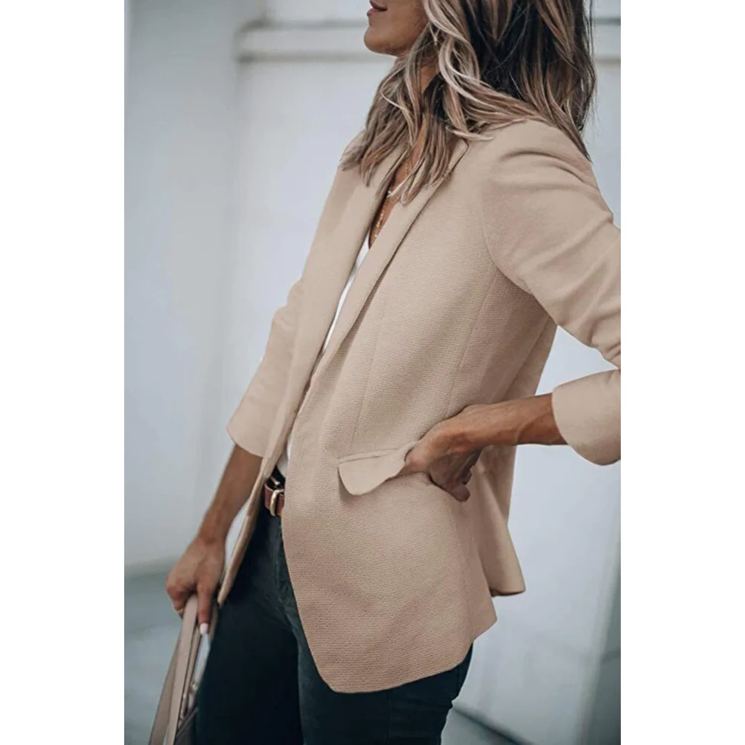 Lightweight women's blazer – tailored fit, durable fabric, for formal and casual occasions - Image 5