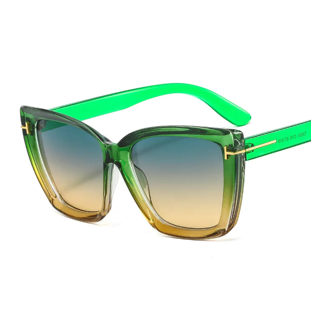 Lightweight women's cat-eye sunglasses – gradient lenses, UV400 protection, for summer - Image 3