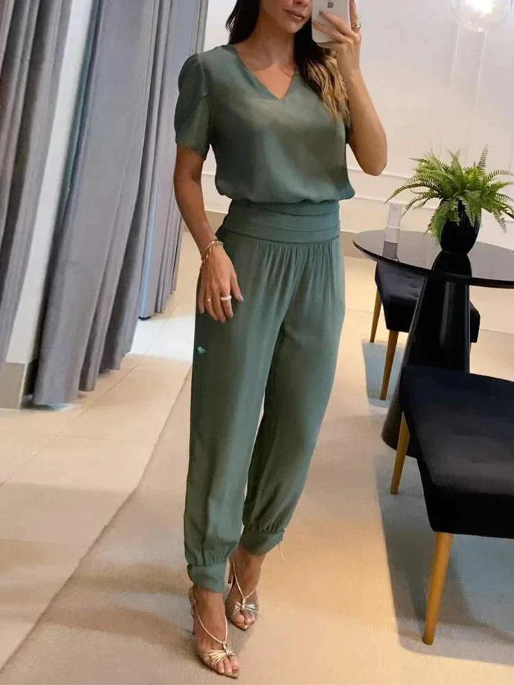 Lightweight women's lounge set – casual top and pants, high-quality fabric, for office and leisure - Image 3