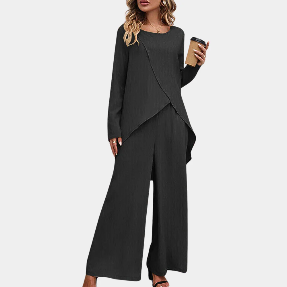 Lightweight women’s loungewear set – long sleeve top and wide-leg pants, soft, for summer - Image 6