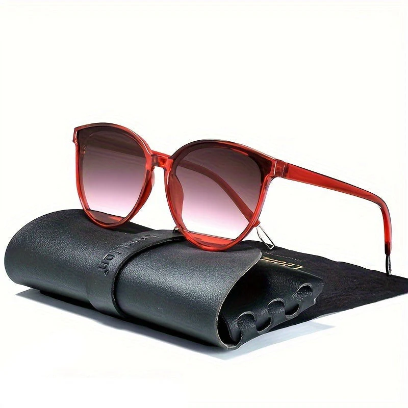 Lightweight women's sunglasses – fashionable cat-eye design, UV400 protection, for sunny days - Image 3