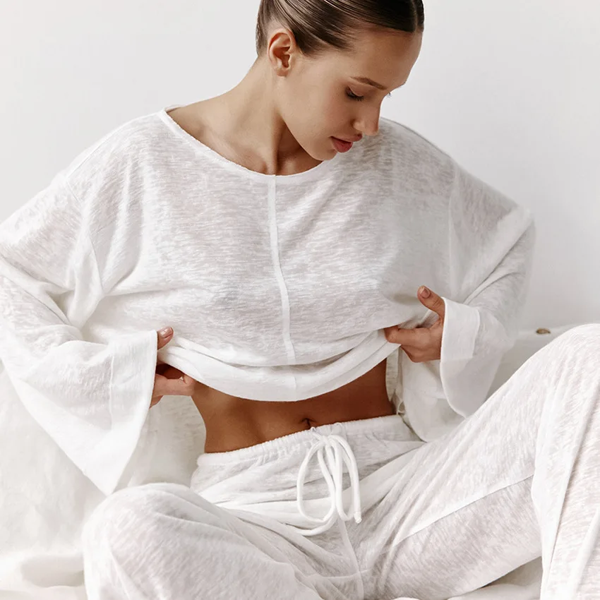 Mara Breezy Loungewear Set - Soft Two-Piece Outfit for Cozy Days and Nights - Image 4