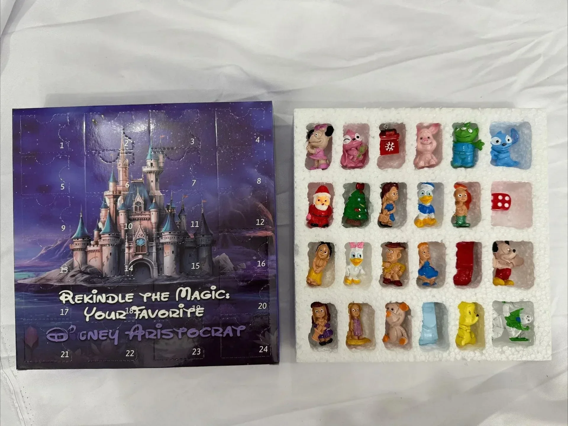 Advent Calendar Stitch Mini Figures 24 Days Christmas - Image 11