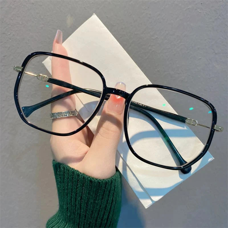 Multifunctional women's reading glasses – seamless zoom lens, scratch-resistant, for daily wear and leisure - Image 9