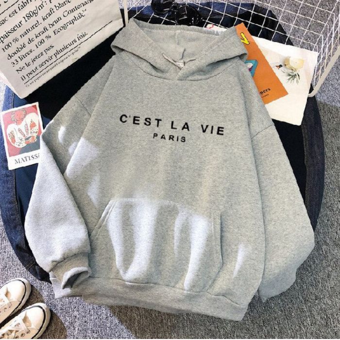 Oversized Cozy Women's Hoodie - Relaxed Plush, For Winter - Image 4