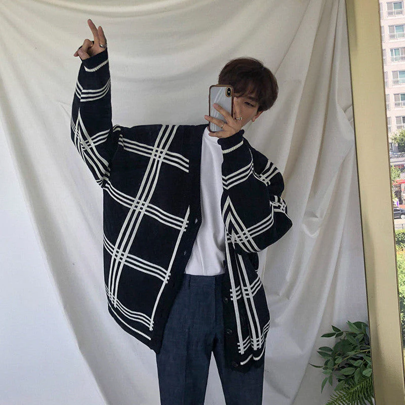 Oversized Men's Cardigan - V Neck Vinylon Knit, Street - Image 10
