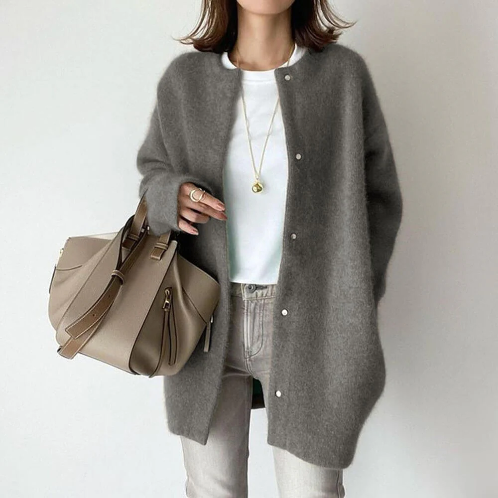 Oversized Women’s Cardigan - Thigh-Length Fuzzy Knit, Fall - Image 4
