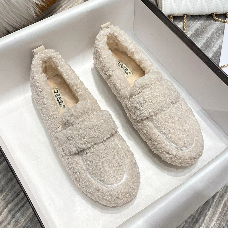 Plush Slip-On Shoes with Non-Slip Sole for Comfort and Style, Warm Indoor Footwear, Lightweight Casual Shoes - Image 4
