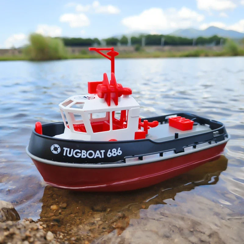 Powerful Dual Motor RC Tugboat Model - 1:72 Electric Remote Control Boat for Boys, Wireless Fun - Image 5