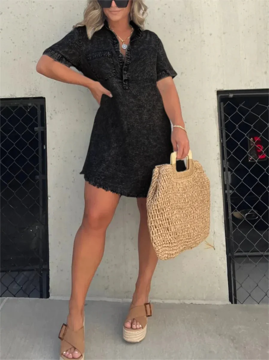 Relaxed Denim Dress for Women, Comfortable Fit, Versatile Knee-Length Style for Casual and Semi-Formal Occasions - Image 4