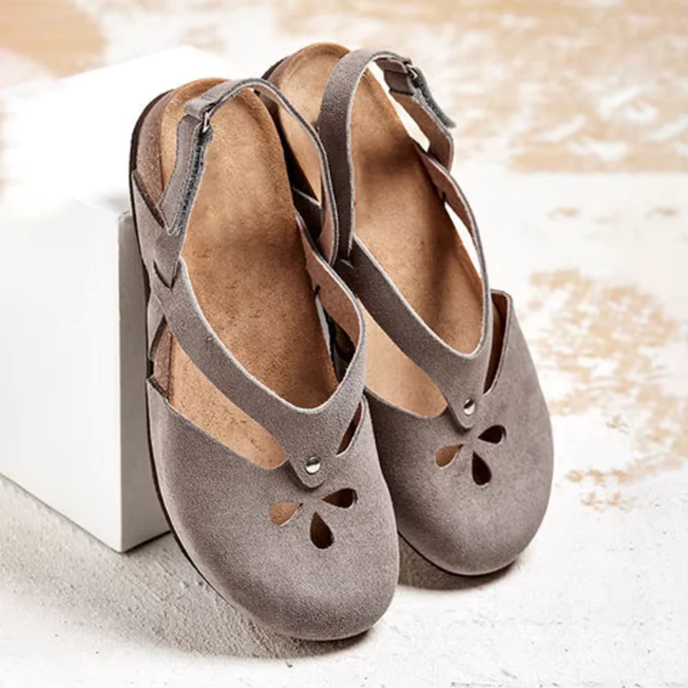 Retro Women's Sandals with Adjustable Ankle Strap, Soft Outsole, and Ajoured Design for Summer Style