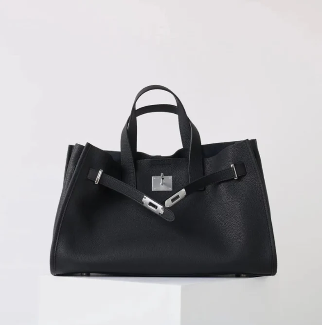 Soft & Structured Women’s Crossbody Bag - Top-Handle Silhouette, Pebbled Cowhide Leather, For Everyday Urban Use - Image 4