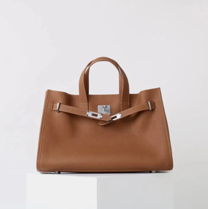 Soft & Structured Women’s Crossbody Bag - Top-Handle Silhouette, Pebbled Cowhide Leather, For Everyday Urban Use - Image 7