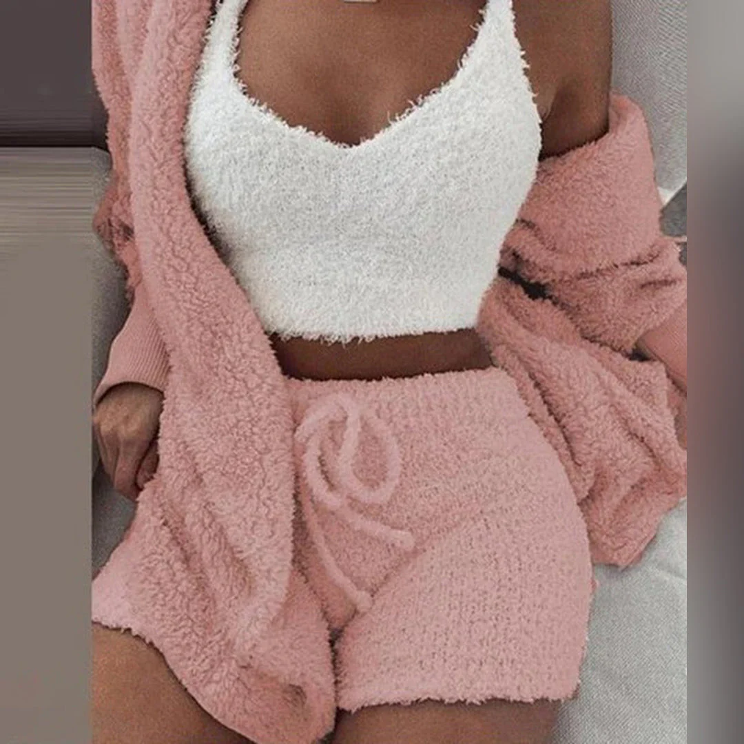 Soft women's summer set – cozy tank top and shorts, polyester blend, for relaxed days - Image 3
