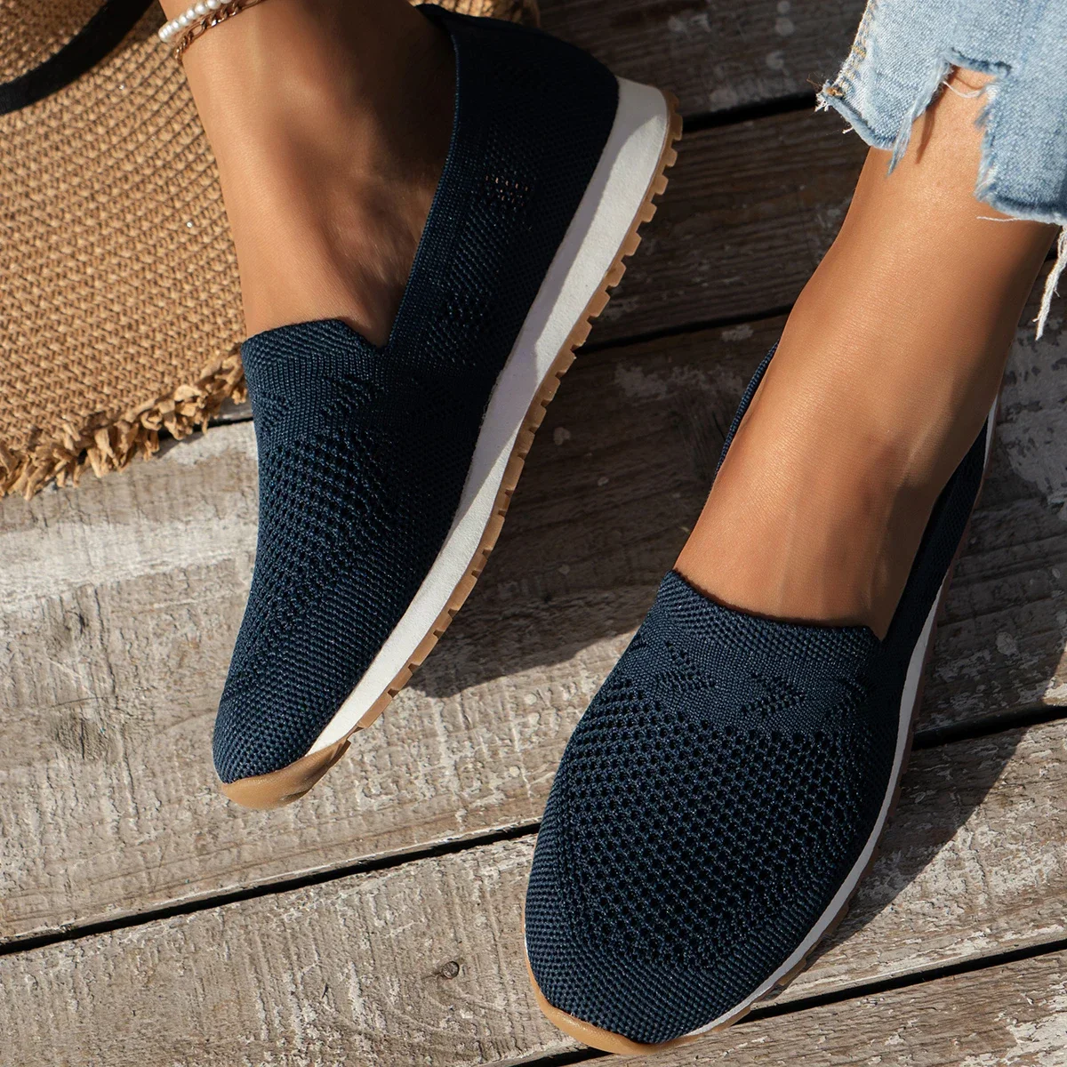 Solid Color Casual Flats Slip-On Mesh Breathable Round Toe Shoes Women's - Image 3