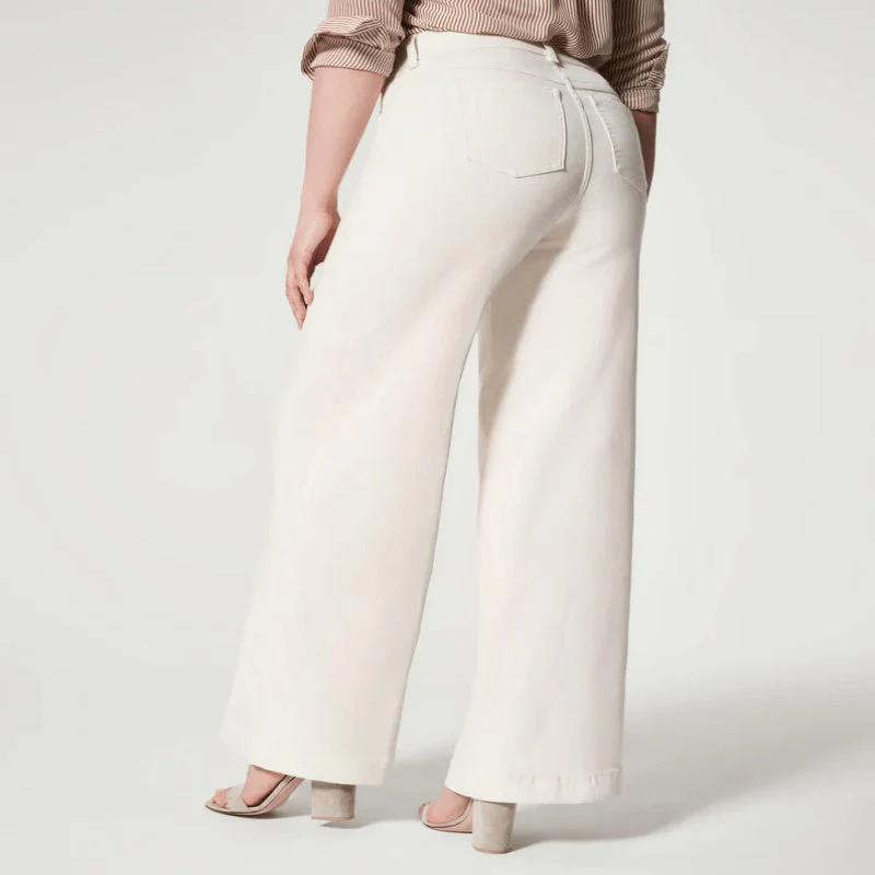 Stretchy and Flattering Women’s Wide-Leg Jeans - High-Rise Knitted Denim, Smooth Waistband, Weekend - Image 4