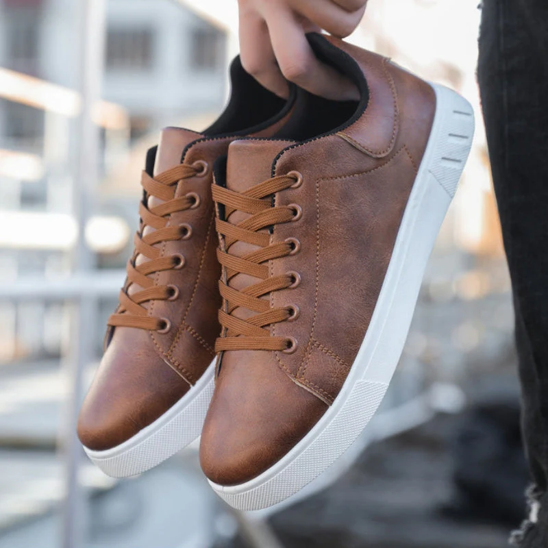 Stylish Men's Leather Sneakers in Brown and Black for Everyday Comfort and Durability - Image 5