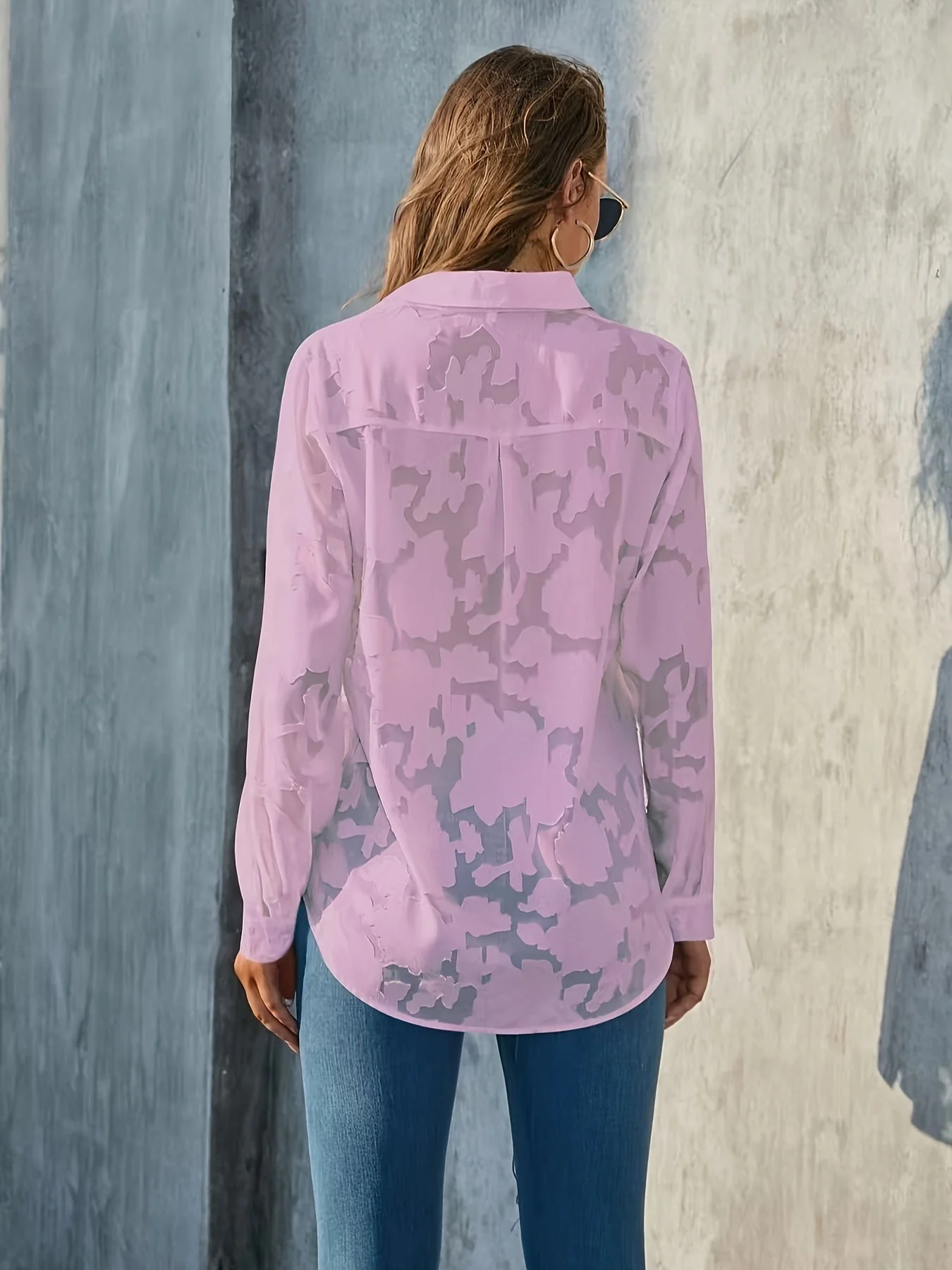 Stylish Women's Blouse, Lightweight and Breathable Long Sleeve Top for Summer Wear, Flattering Fit - Image 6