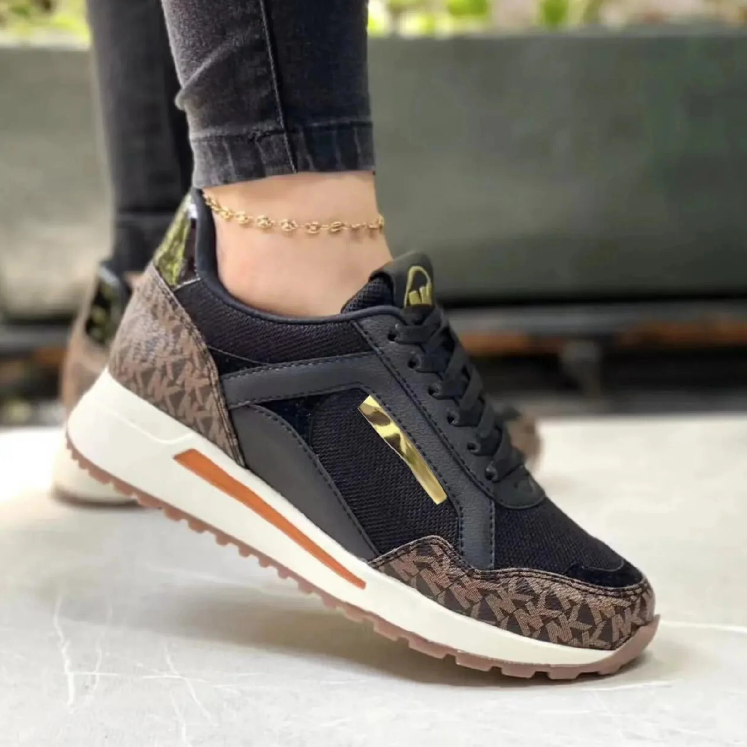 Stylish Women's Relaxed Shoes with Shock Absorbing Sole and Non-Slip Rubber for All-Day Comfort - Image 2
