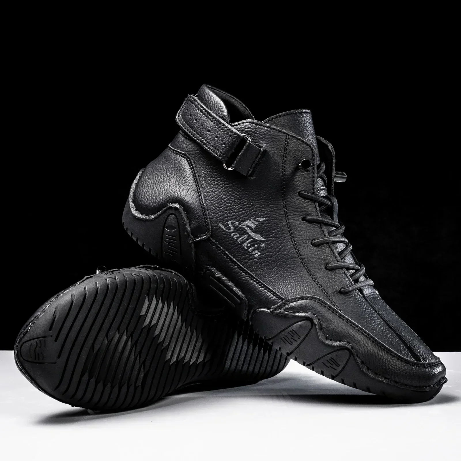 Supportive Classic Men's Casual Boots - Ankle, Leather