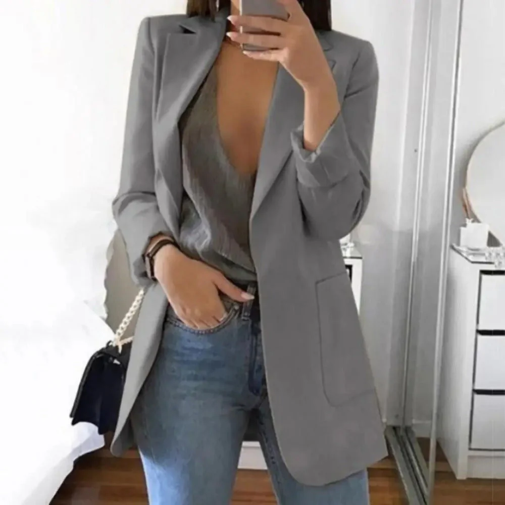 Tailored women's black blazer – fitted cotton blend, for business meetings - Image 10