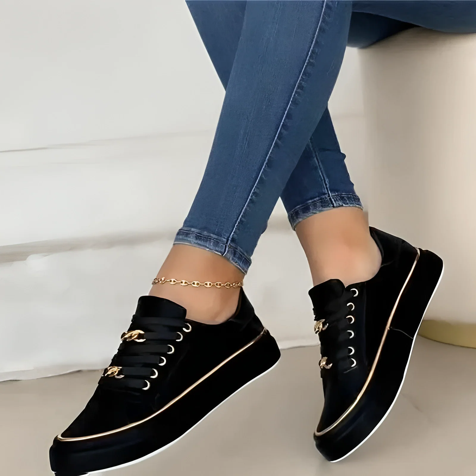 Trendy Black Low-Top Sneakers with Gold Accents for All-Day Comfort and Durable PU Leather Construction - Image 2