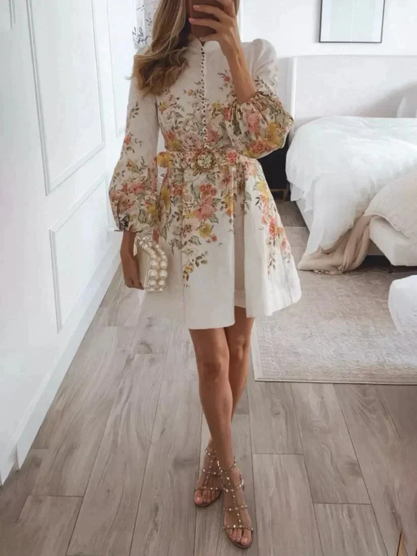 Trendy Women's Mini Dress with Print and Elegant Button Details for Casual and Special Occasions - Image 4