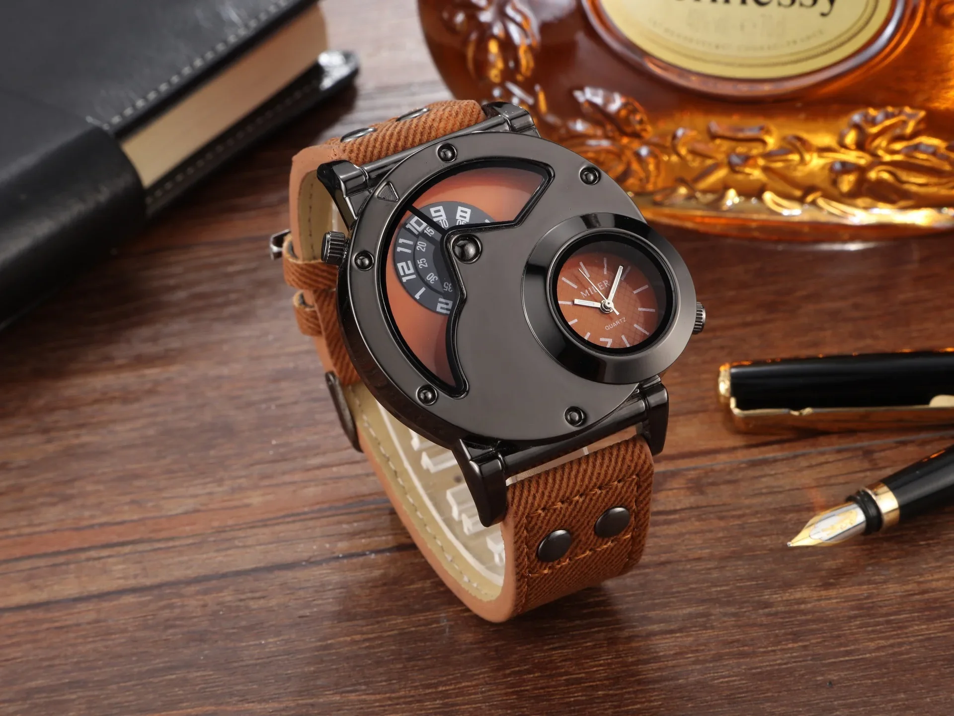 Quartz Sport Watch With Fabric Strap Irregular Alloy Case - Image 8