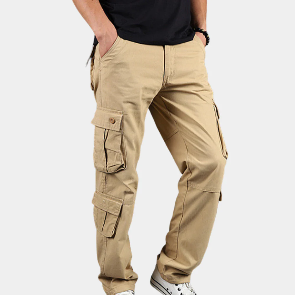Versatile men's cargo pants – trendy fit, durable fabric, for casual outings - Image 3