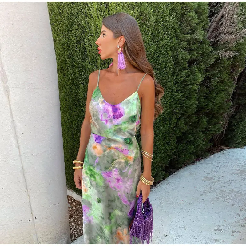 Vibrant Long Womens Dress with Removable Scarf and Modern Halo Print for Summer Events - Image 3