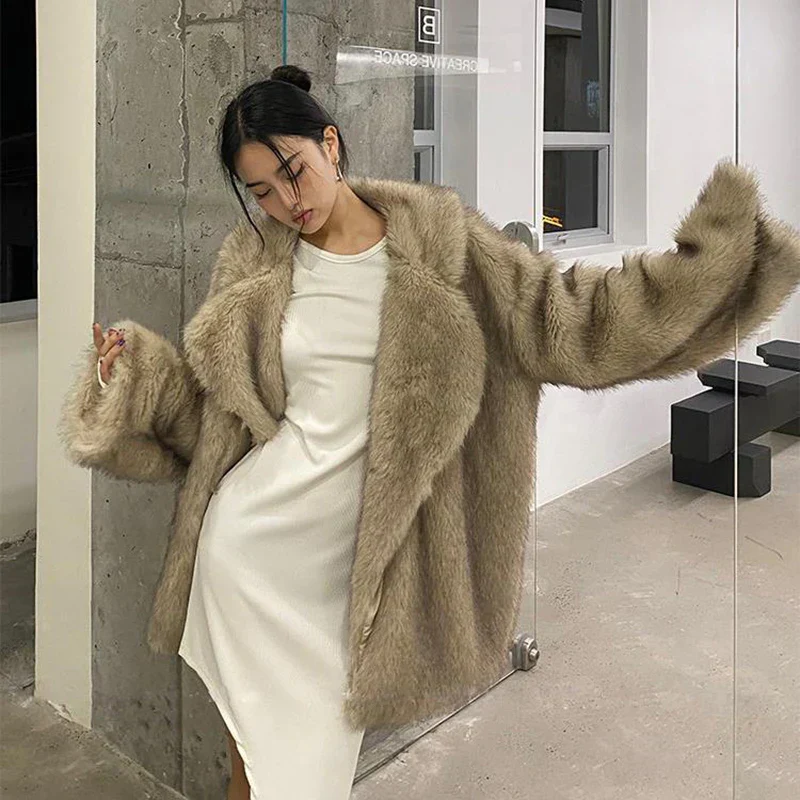 Warm Cozy Women Fur Coat - Oversized Cut, Plush Faux, Winter - Image 4