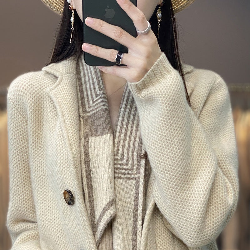 Warm Cozy Women's Cardigan Coat - Suit Collar, Jacquard - Image 3