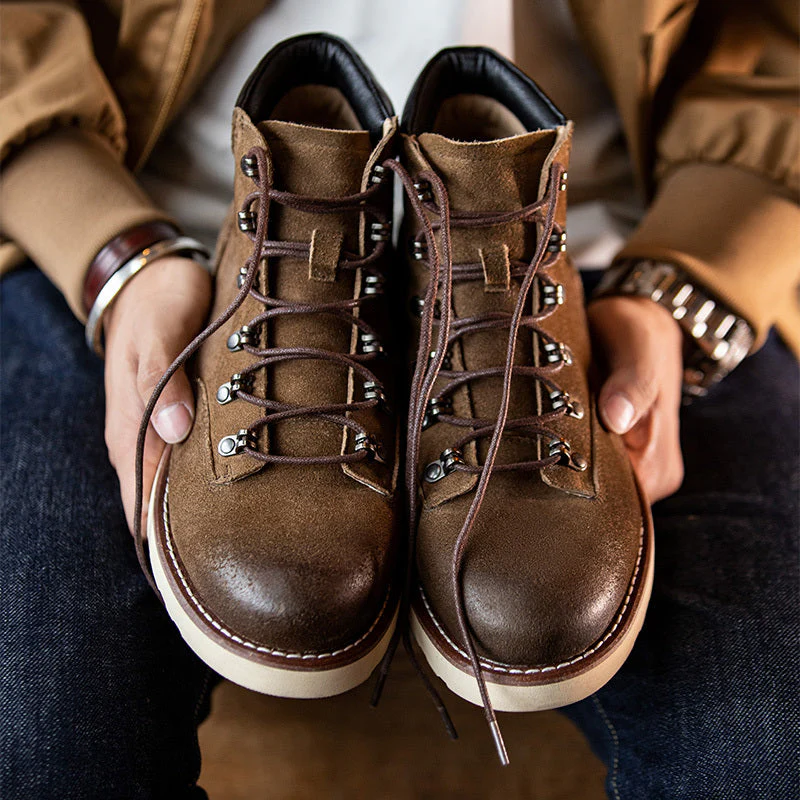 Warm Men's Mountaineering Boots - High-Top, Calf Leather - Image 9