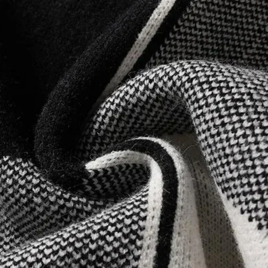 Warm Men’s Sweater - Oversized Check Crewneck, Cotton - Image 5