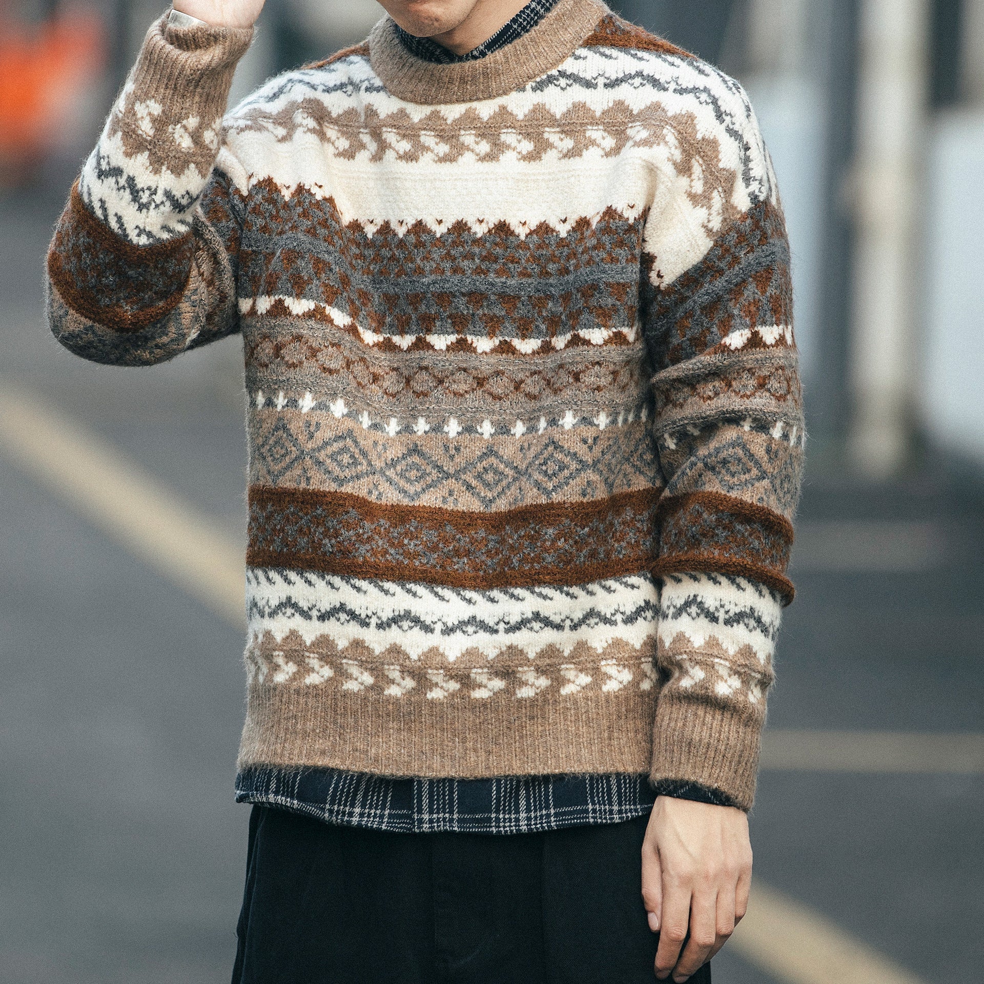 Warm Relaxed Men's Sweater - Boxy Jacquard Knit, Winter - Image 5