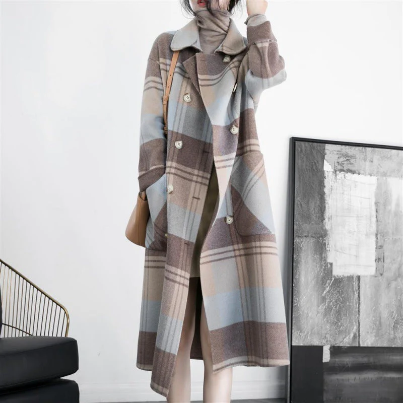 Warm Women's Checked Wool Mid-Length Coat - Double-Breasted - Image 3