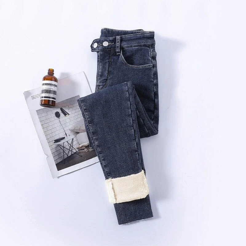 Warm women's high-waisted jeans – fleece-lined, for cold weather - Image 8