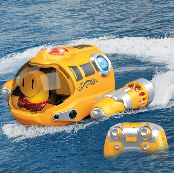 Waterproof Remote Control Motorboat with Dual Propellers - Fun RC Steamboat for Kids, Perfect Pool Toy