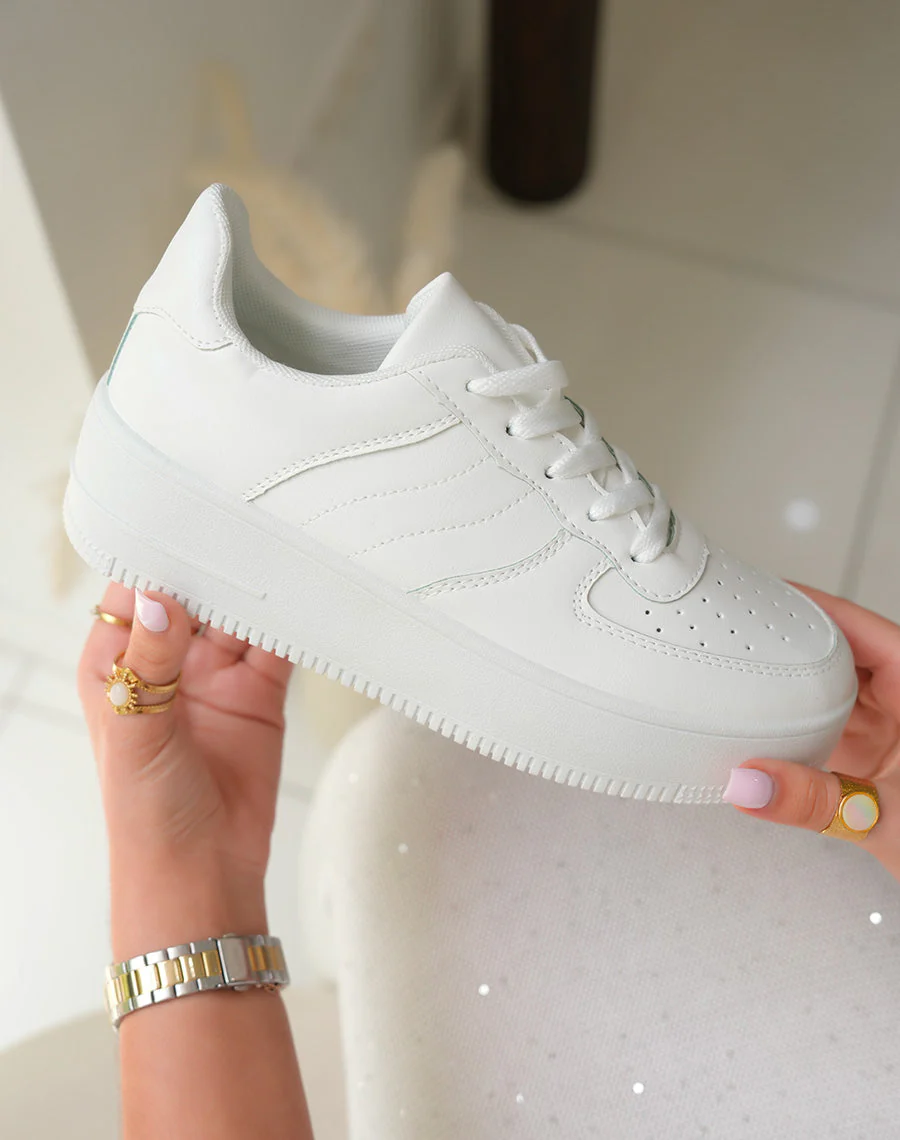 White Platform Sneakers for Women, Comfortable Casual Footwear with Versatile Design and 45 cm Height - Image 4