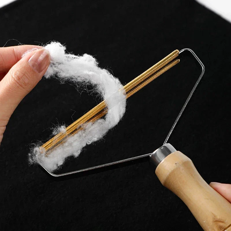 Wooden Brush Portable Lint Remover Pet Hair Cleaning Tool - Image 6