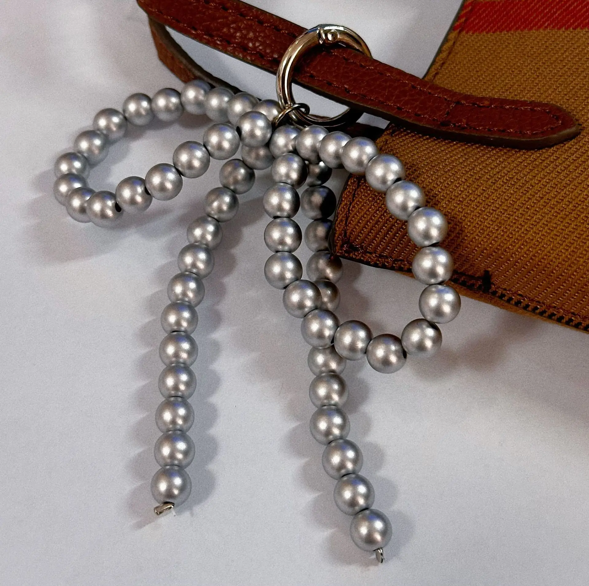 Beaded Pearl Bow Keychain Y2K Bag Charm Cute Gift Accessory - Image 15
